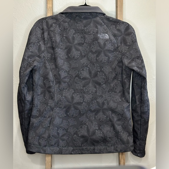 The North Face TNF APEX Soft Shell Jacket Small - Picture 4 of 9